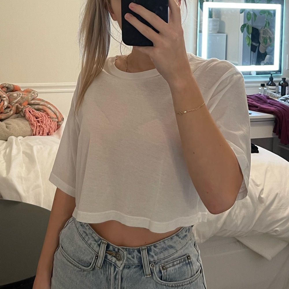 Lulu Lemon crop top